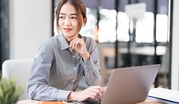 Simplify and speed up analytics while cutting BI costs by up to 20%.